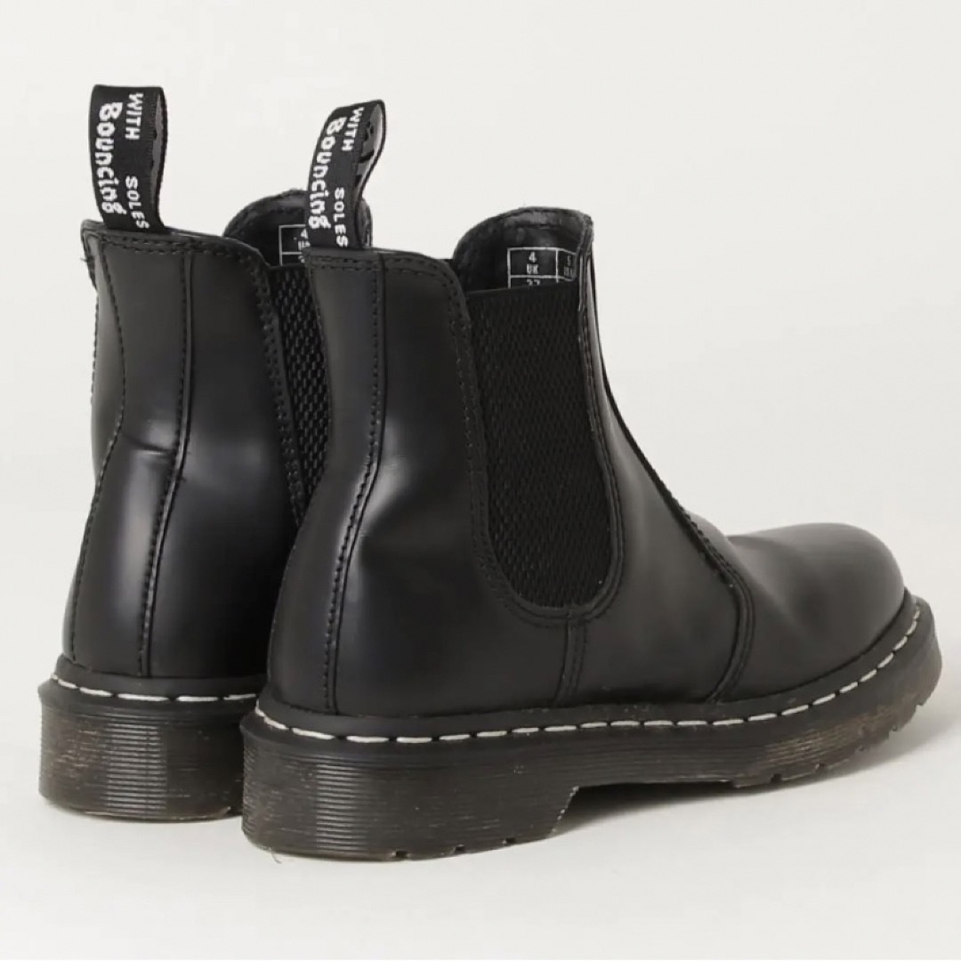 Dr.Martens(ドクターマーチン)の【Dr.Martens】ホワイトステッチ サイドゴアチェルシーブーツ レディースの靴/シューズ(ブーツ)の商品写真