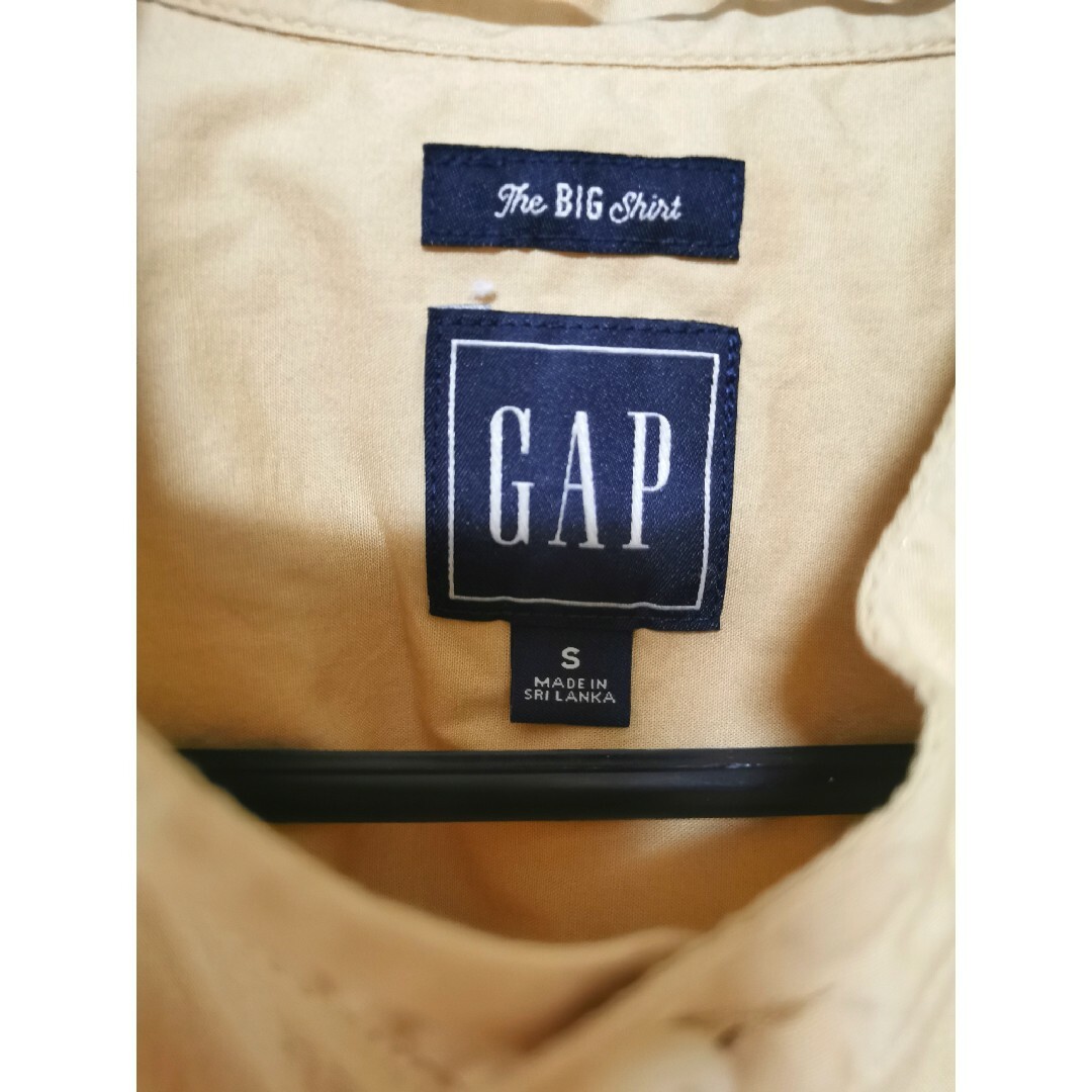 GAP(ギャップ)のGAP オーバーサイズシャツ　Sサイズ　ギャップ　美品 メンズのトップス(シャツ)の商品写真