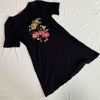 ★ピンクハウス★新品タグ付き★チェリー刺繍ローンフードトップス