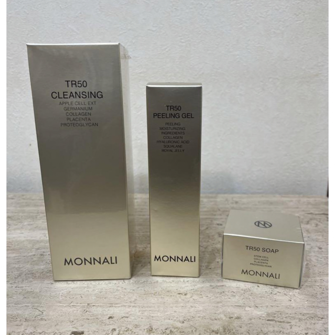 モナリ MONNALI TR50 クレンジング ソープ ピーリングジェルの通販 by