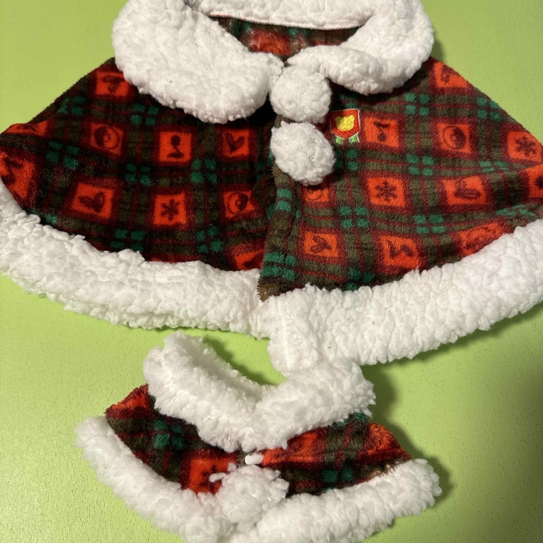 12/10ごろまでの出品　しまじろうとお揃い　クリスマス　ケープ　サンタ　衣装　 エンタメ/ホビーのコスプレ(衣装)の商品写真
