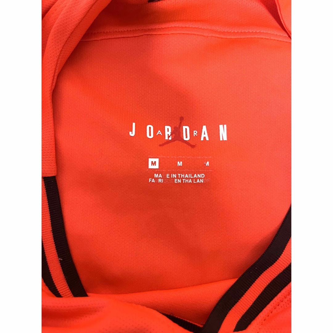 Jordan Brand（NIKE）(ジョーダン)のパリサンジェルマン　サードユニフォーム　オレンジ　ジョーダン チケットのスポーツ(サッカー)の商品写真
