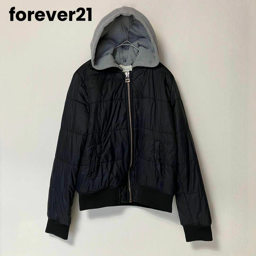 FOREVER 21(フォーエバートゥエンティーワン)のks96 forever21 ブルゾン ジャンパー 黒 フード取り外し可 黒 レディースのジャケット/アウター(ブルゾン)の商品写真