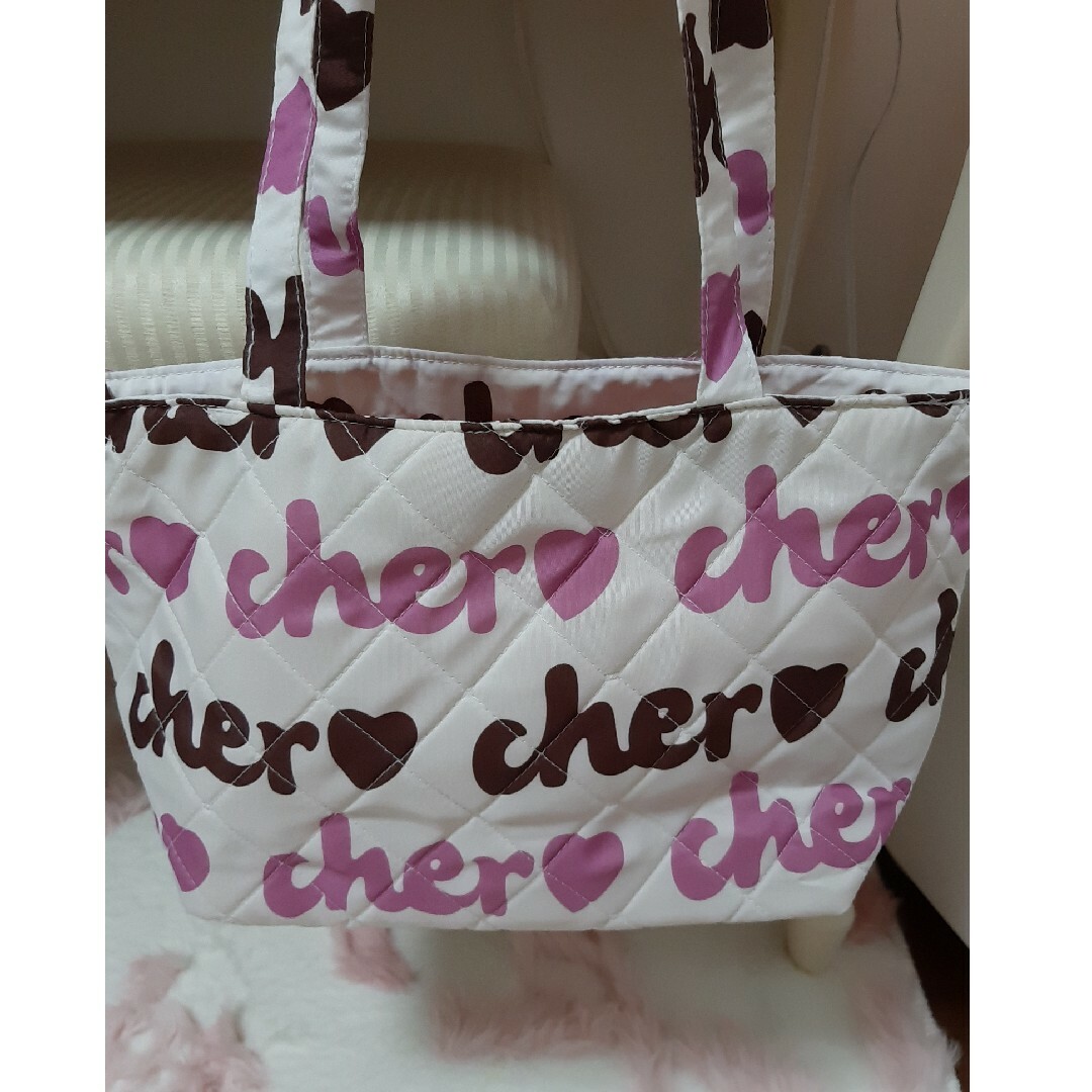 Cher(シェル)のCher　シェル　キルティング　トートバッグ レディースのバッグ(トートバッグ)の商品写真