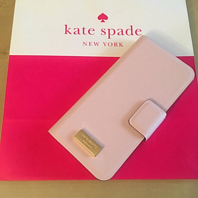 kate spade new york(ケイトスペードニューヨーク)のSALE♠︎kate spade♠︎新品 iPhone7 手帳ケース pink スマホ/家電/カメラのスマホアクセサリー(iPhoneケース)の商品写真