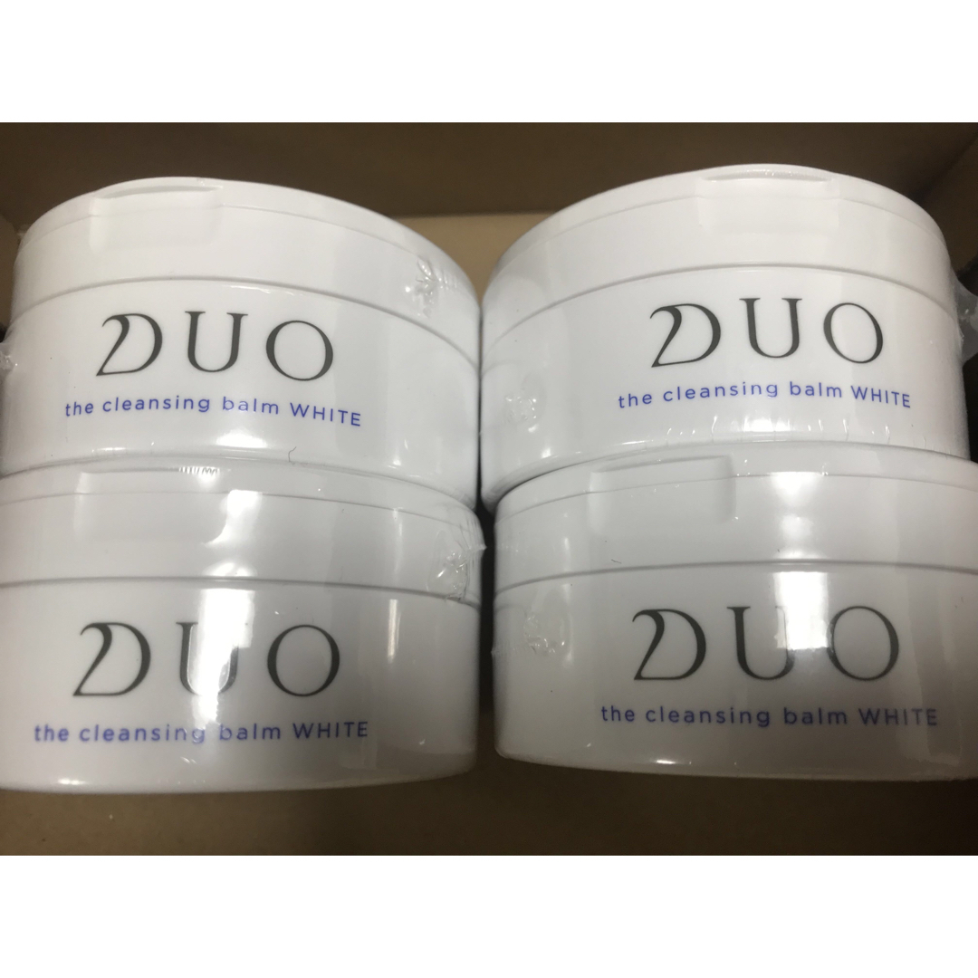 DUO(デュオ)の新品　DUO クレンジングバーム デュオホワイト 90g×4個セット コスメ/美容のスキンケア/基礎化粧品(クレンジング/メイク落とし)の商品写真