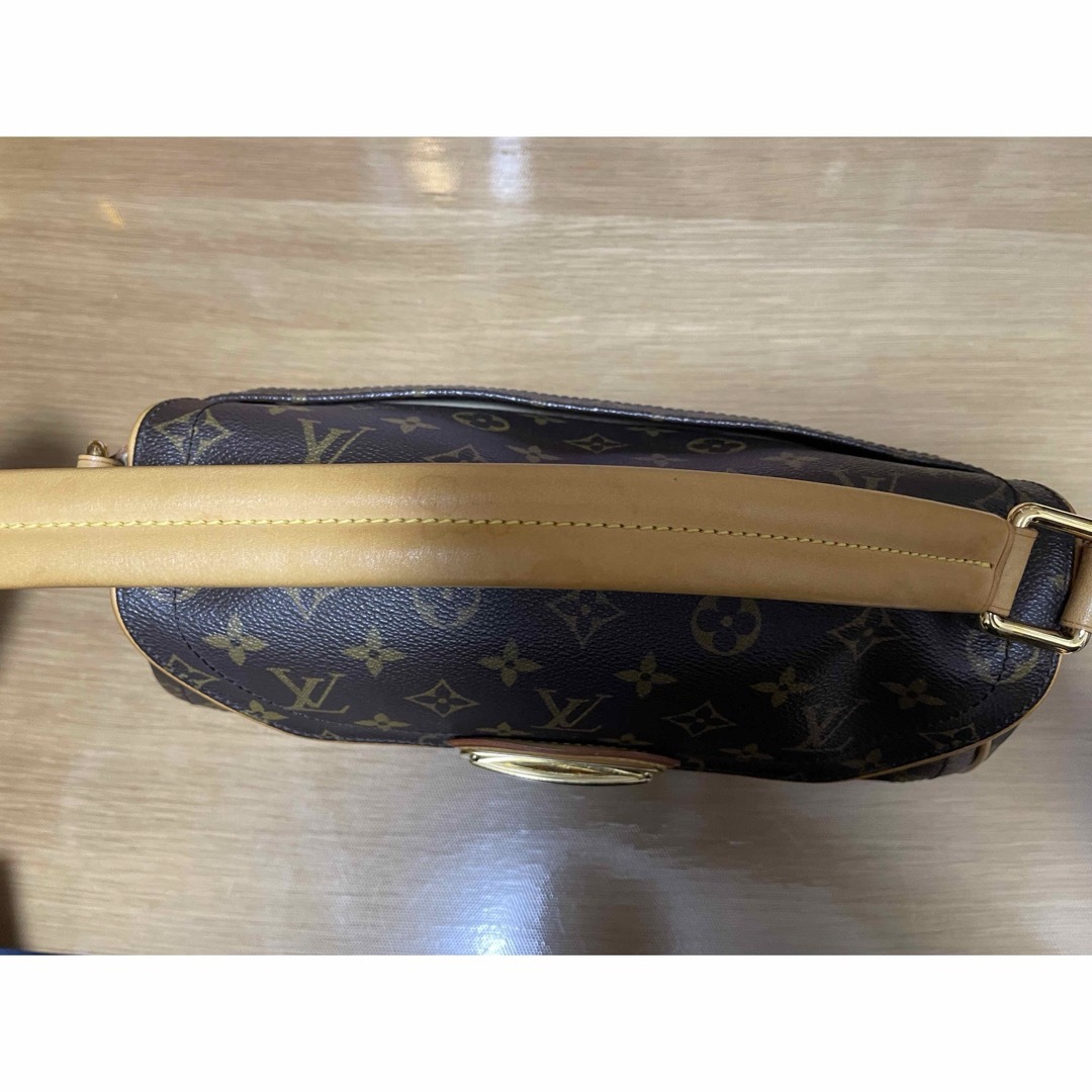 LOUIS VUITTON(ルイヴィトン)の美品 ルイヴィトン バッグ ビバリー レディースのバッグ(ショルダーバッグ)の商品写真