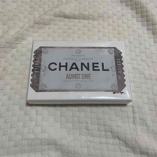 オリバーガル CHANEL Amoureuz A La Mode