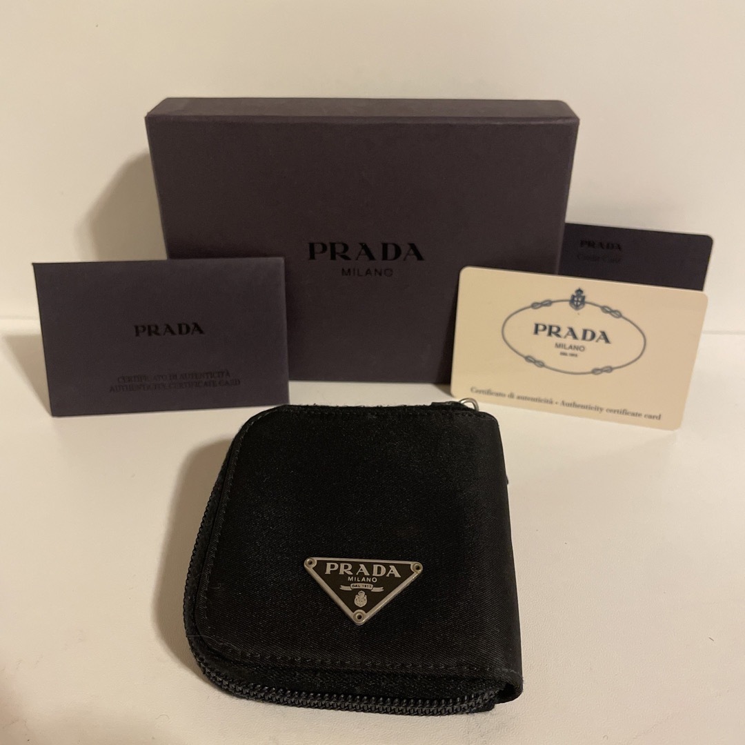 PRADA(プラダ)のPRADA プラダ コインパース 小物入れ レディースのファッション小物(コインケース)の商品写真