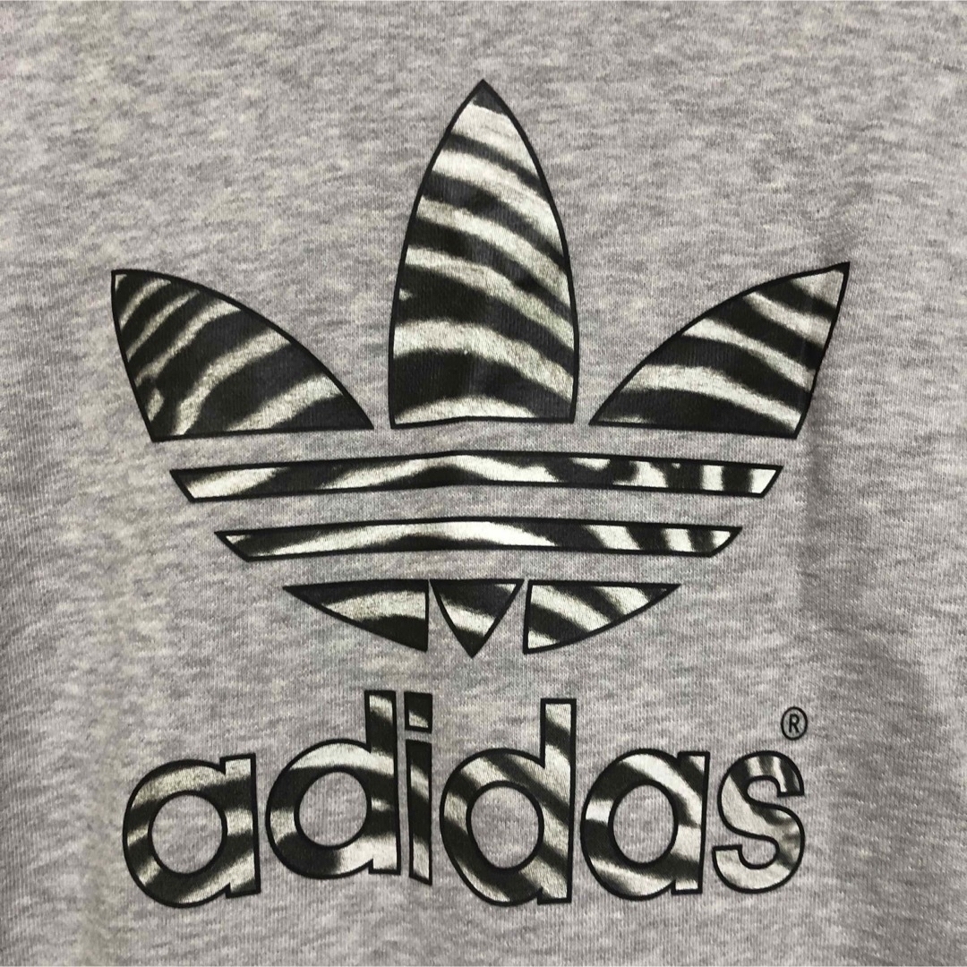 adidas(アディダス)の人気のアディダス三葉草パーカー　グレー　スウェット　M レディースのトップス(パーカー)の商品写真