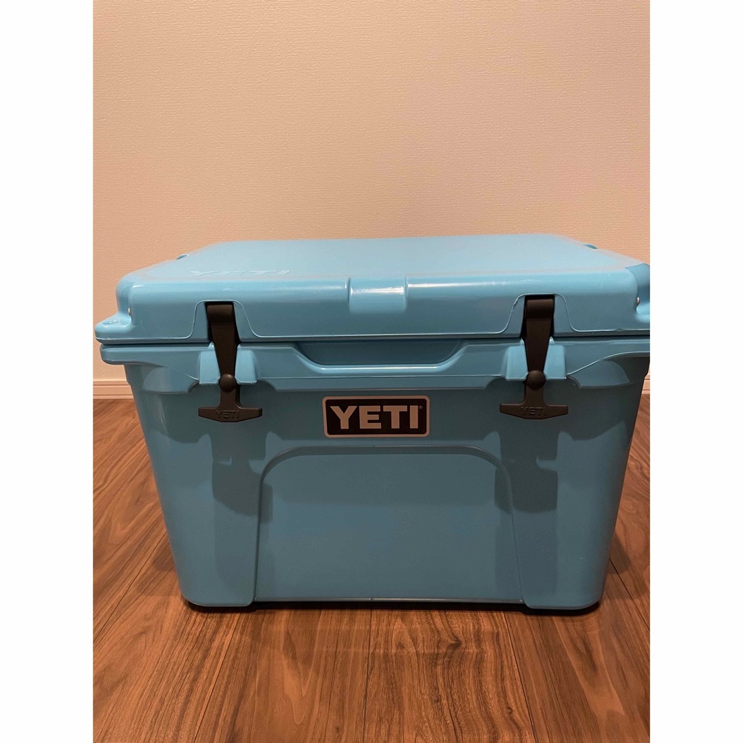 YETI 35 USA製　新品未使用　タンカラー　クーラーボックス　タンドラ