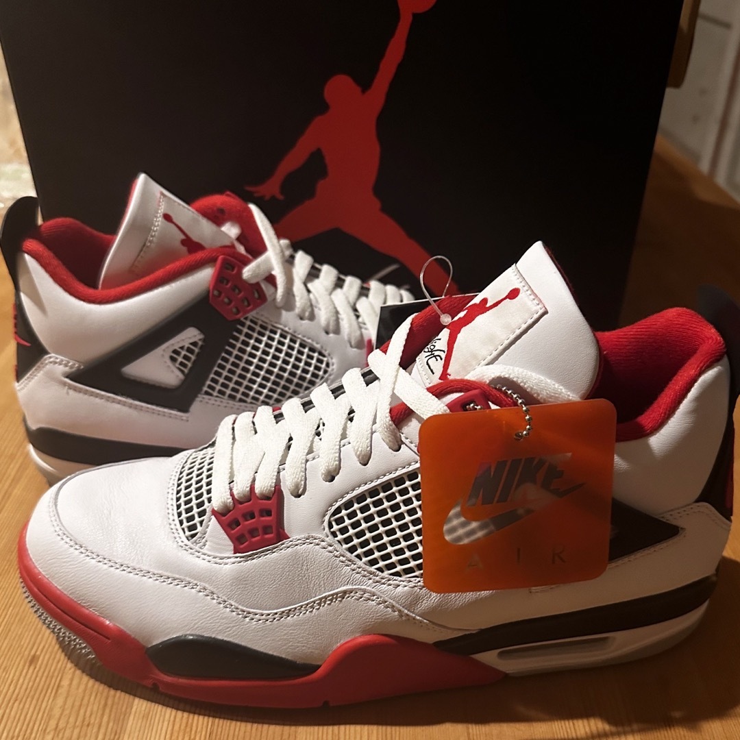 Nike Air Joradn 4 Retro OG "Fire Red"