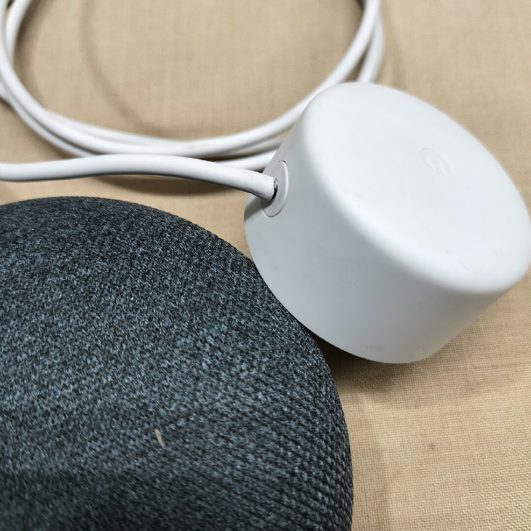 google home mini　(google nest miniの旧モデル) スマホ/家電/カメラのPC/タブレット(PC周辺機器)の商品写真