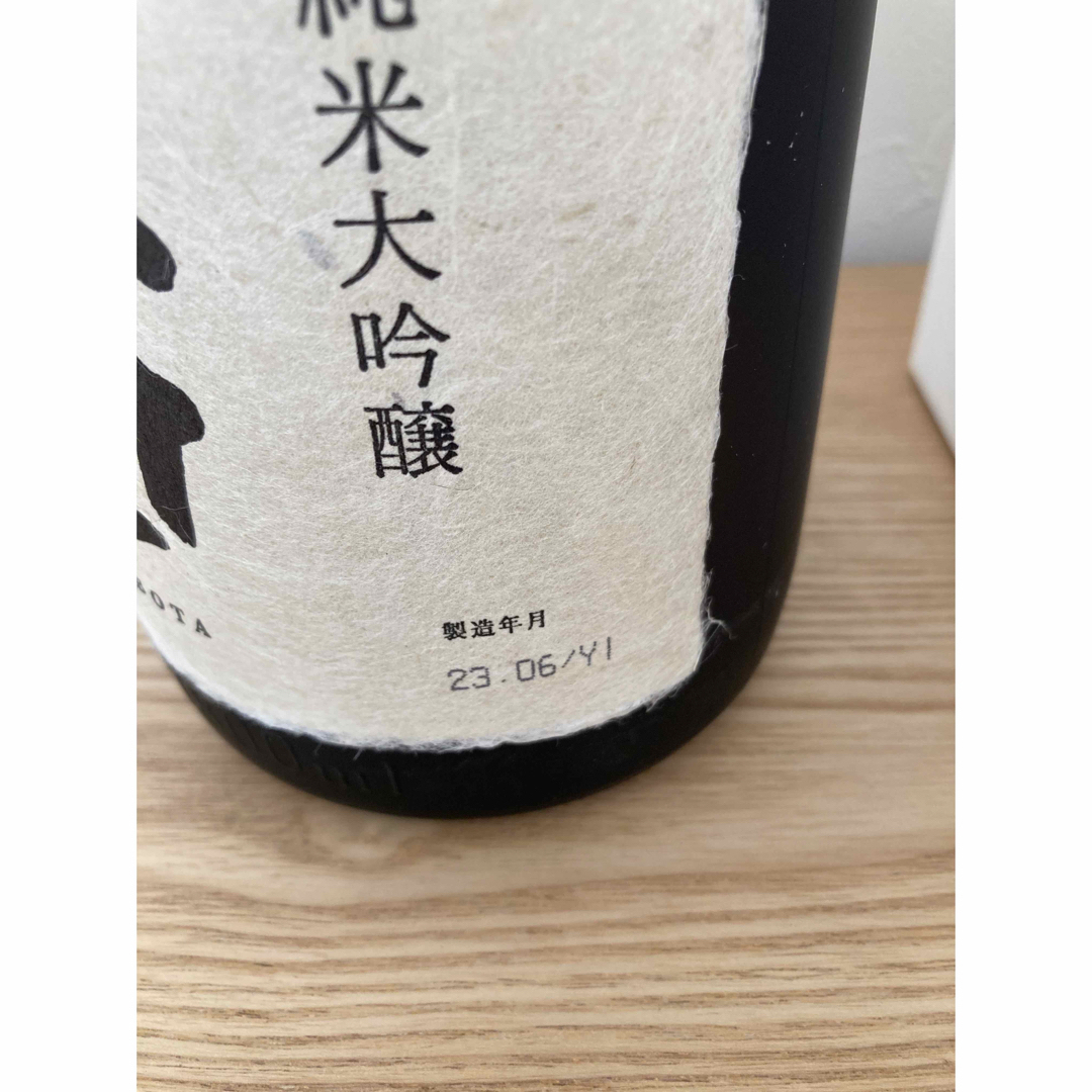 日本酒 久保田 萬寿 1800ml  食品/飲料/酒の酒(日本酒)の商品写真