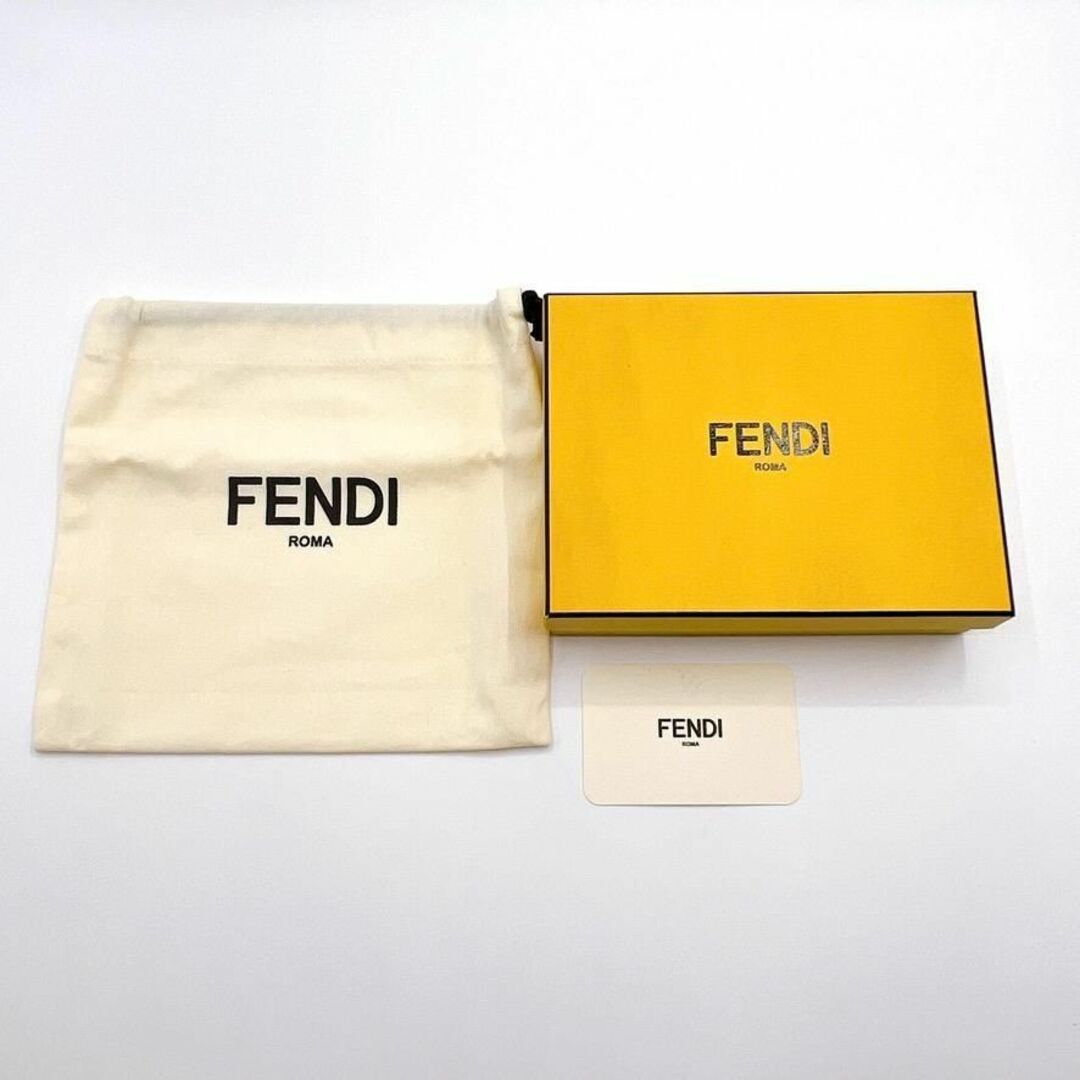 FENDI(フェンディ)の◇フェンディ◇8M0419/ズッカ/二つ折り財布/ブランド レディースのファッション小物(財布)の商品写真