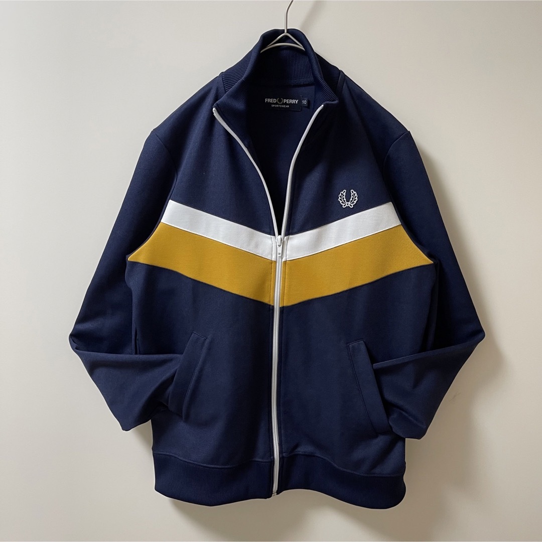 FRED PERRY - 新品同様】フレッドペリー古着トラックジャケット