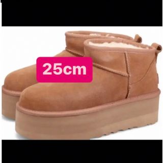 アグ(UGG)の UGG CLASSIC ULTRA MINI PLATFORM(ブーツ)