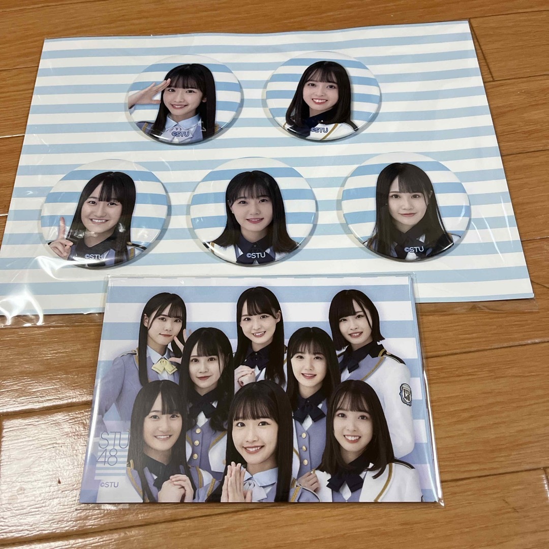 SKE48(エスケーイーフォーティーエイト)のレア　STU48 缶バッジ　ポストカード エンタメ/ホビーのタレントグッズ(アイドルグッズ)の商品写真