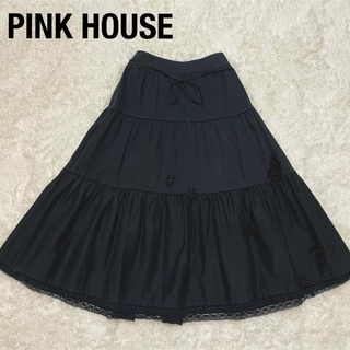 ピンクハウス(PINK HOUSE)の美品　ピンクハウス　フラワーリボン付き　裾レース　ティアード　スカート　ブラック(ロングスカート)