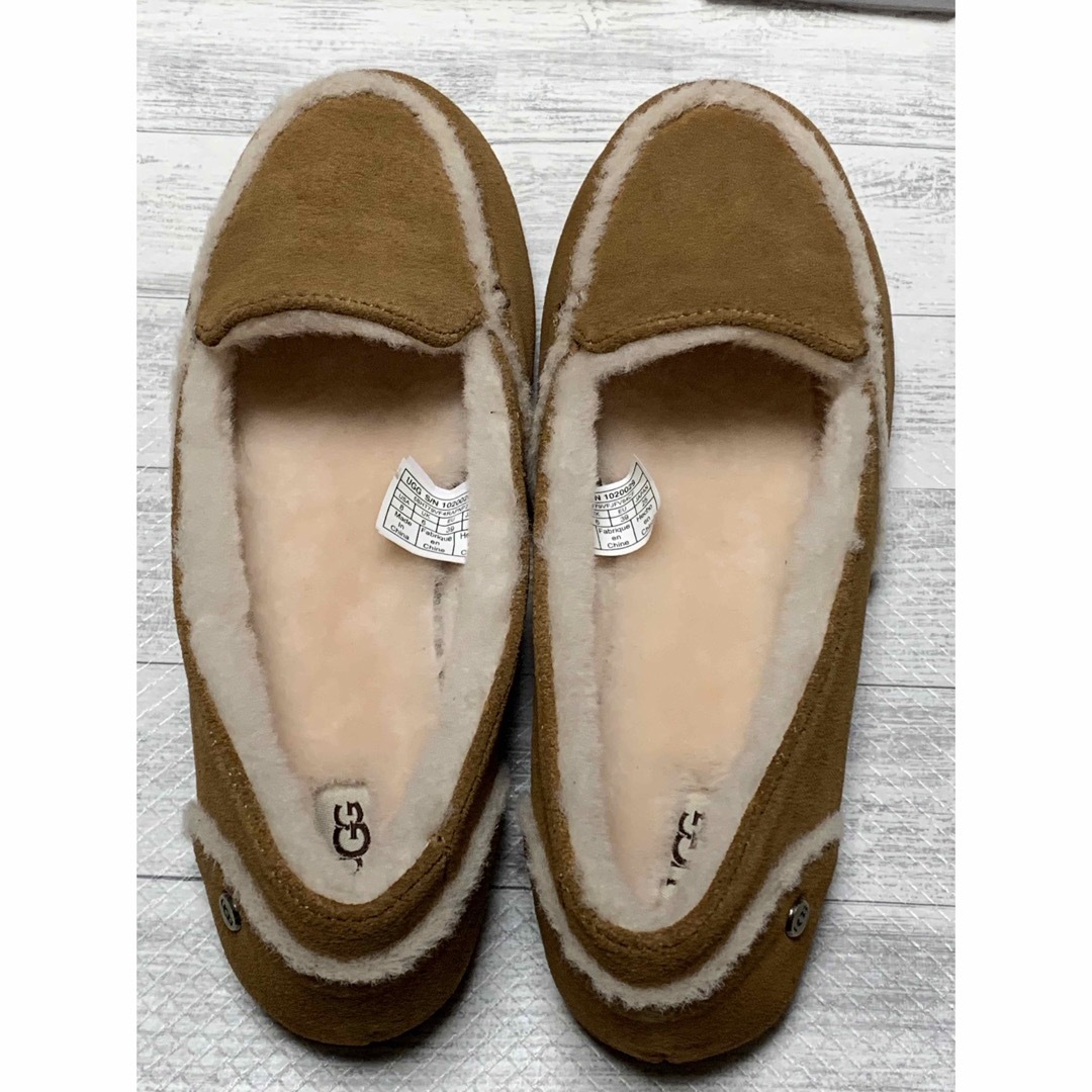 UGG(アグ)の♡MoM♡様専用❤️ ヘイリーモカシン　25cm  レディースの靴/シューズ(スリッポン/モカシン)の商品写真