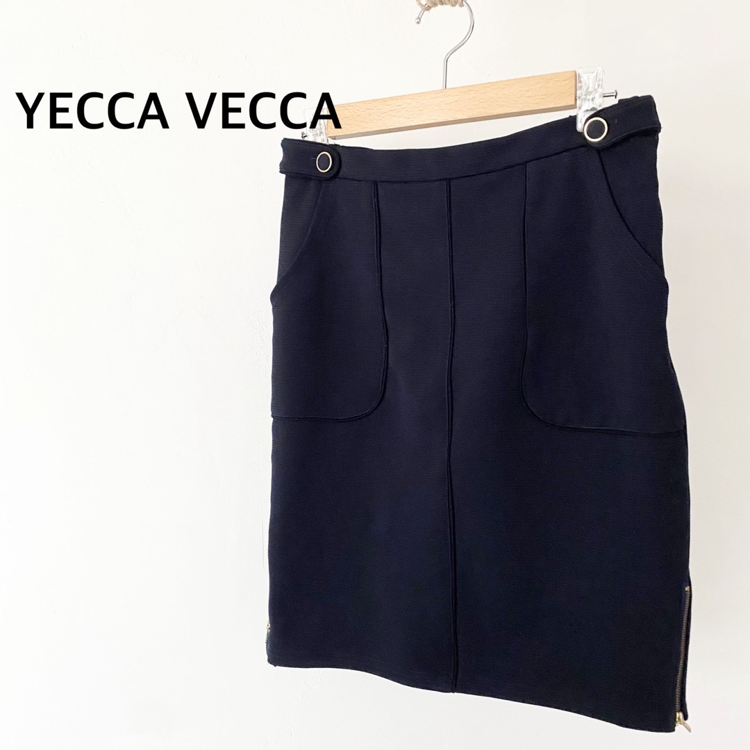 YECCA VECCA(イェッカヴェッカ)のYECCA VECCA イェッカヴェッカ　ネイビー　スカート　スリット入り レディースのスカート(ひざ丈スカート)の商品写真