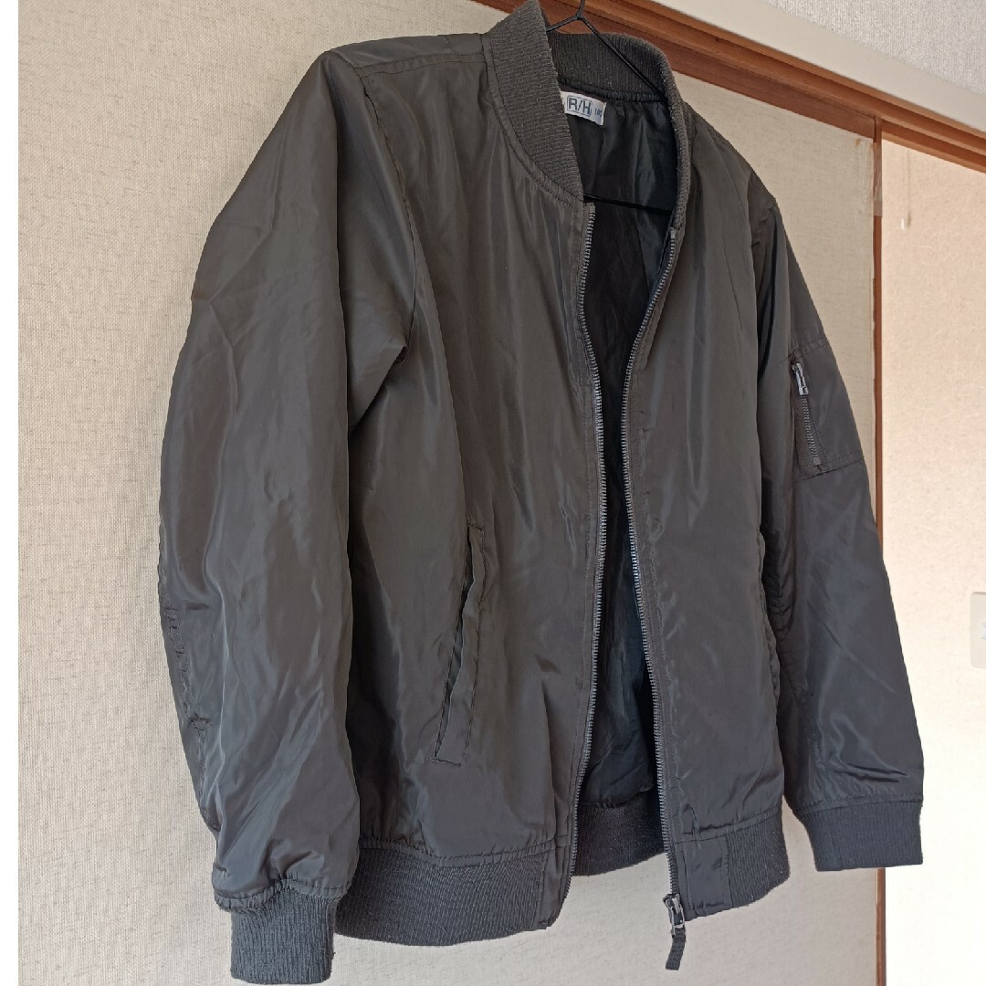 Mac-House(マックハウス)の（中古）カーキ　160サイズ　ジャンパー キッズ/ベビー/マタニティのキッズ服男の子用(90cm~)(ジャケット/上着)の商品写真