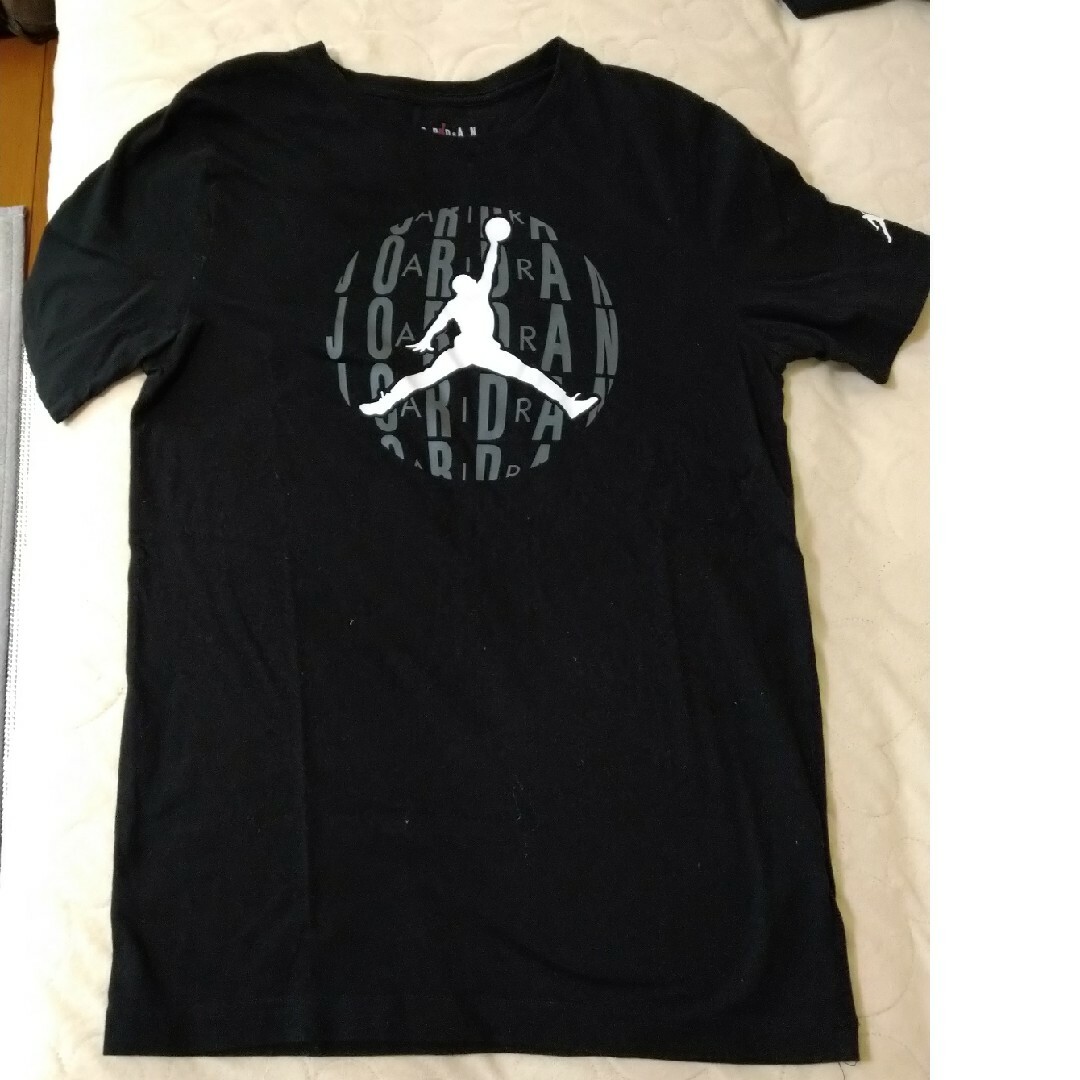Jordan Brand（NIKE）(ジョーダン)のNIKE　JORDAN　Ｔシャツ　ジュニアサイズXL メンズのトップス(Tシャツ/カットソー(半袖/袖なし))の商品写真