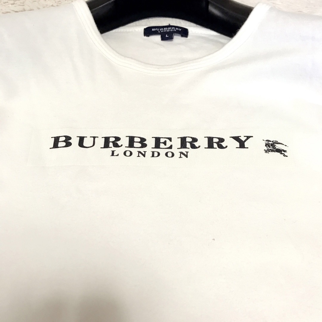 BURBERRY(バーバリー)の美品 BURBERRY センターロゴ コットン スウェット トレーナー 白 レディースのトップス(トレーナー/スウェット)の商品写真