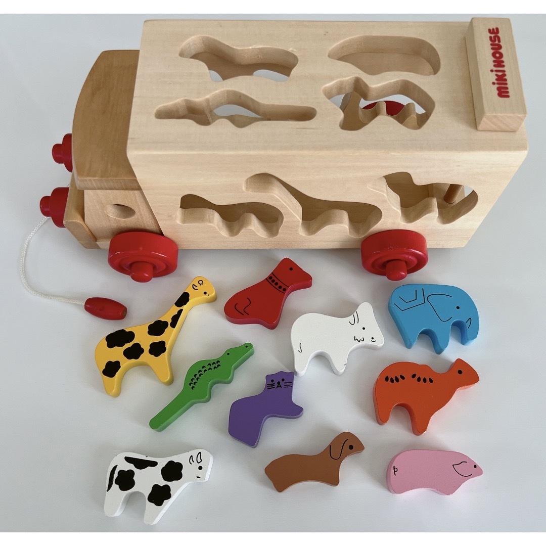 mikihouse(ミキハウス)のmiKi HOUSE  ミキハウス　アニマルバス　知育玩具　積み木　パズル キッズ/ベビー/マタニティのおもちゃ(積み木/ブロック)の商品写真
