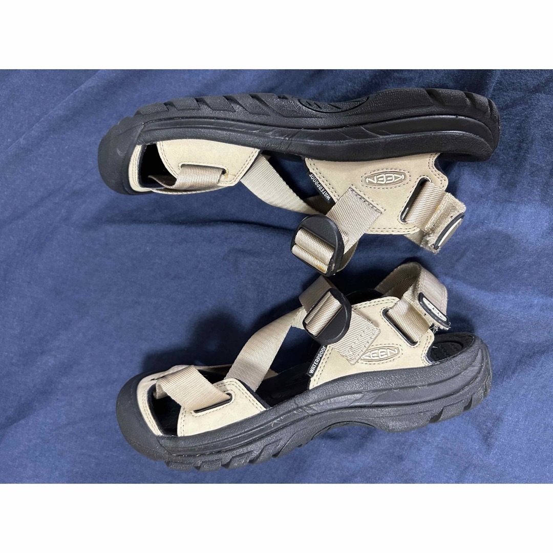 KEEN(キーン)のKEEN  サンダル　ベージュ 26.5cm メンズ メンズの靴/シューズ(サンダル)の商品写真