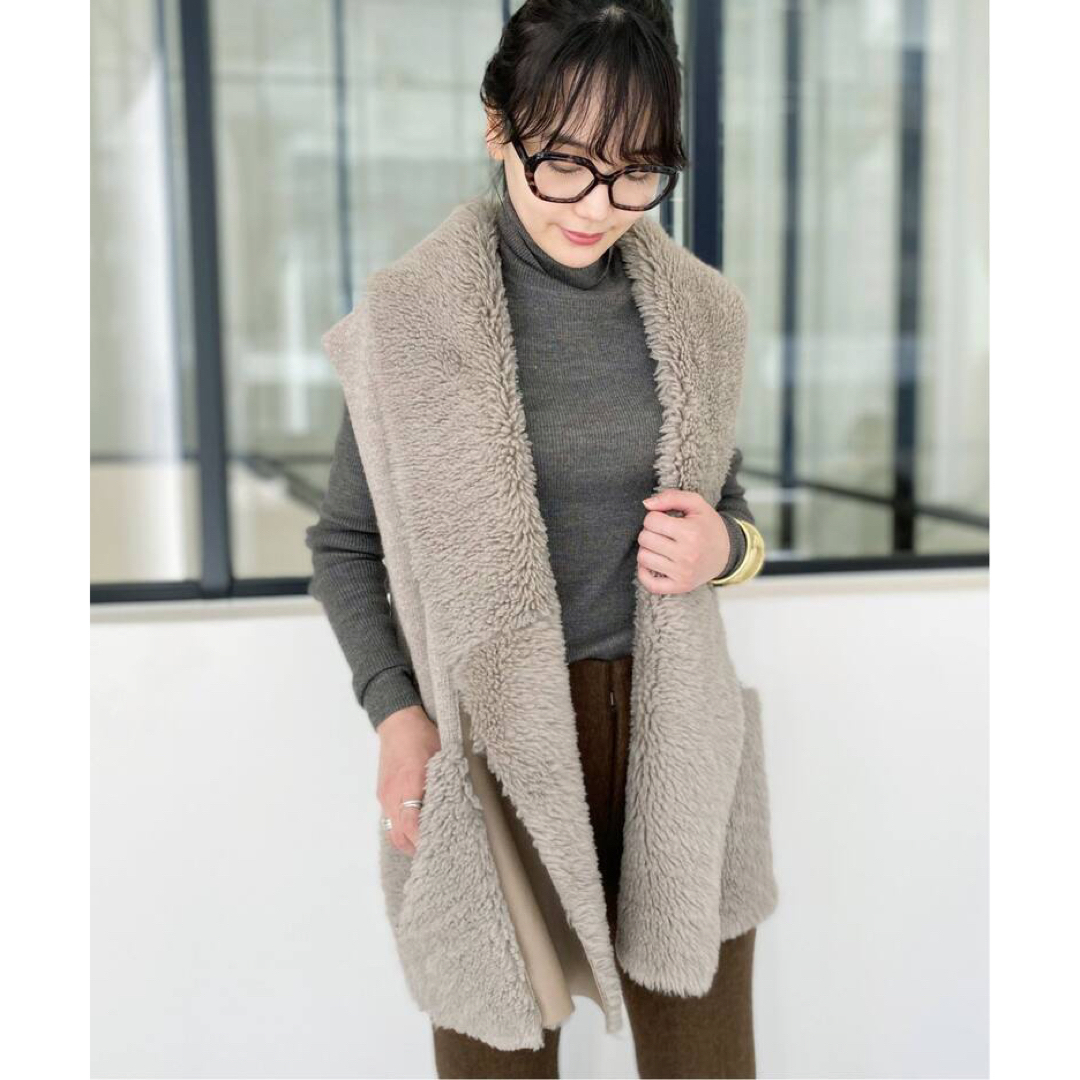 L'Appartement DEUXIEME CLASSE(アパルトモンドゥーズィエムクラス)のL'Appartement Mouton×Knit VEST レディースのトップス(ベスト/ジレ)の商品写真