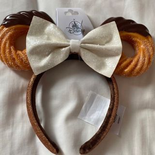 ディズニー(Disney)のディズニー　カチューシャ チュロス 海外　限定　日本未発売 (カチューシャ)