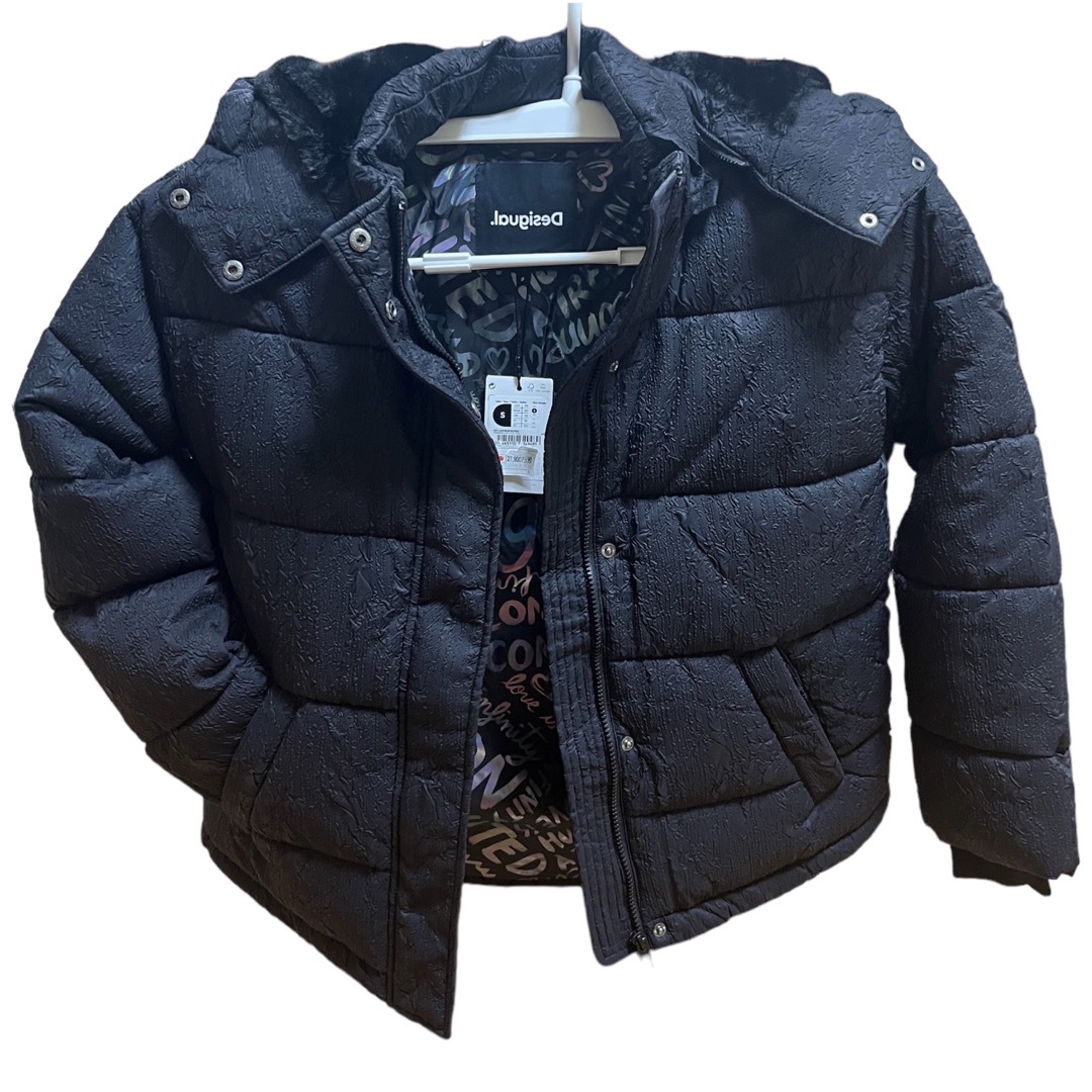 新品✨タグ付き♪デシグアル　綿素材のジャケット　ホワイト系　大特価‼️b’sshop