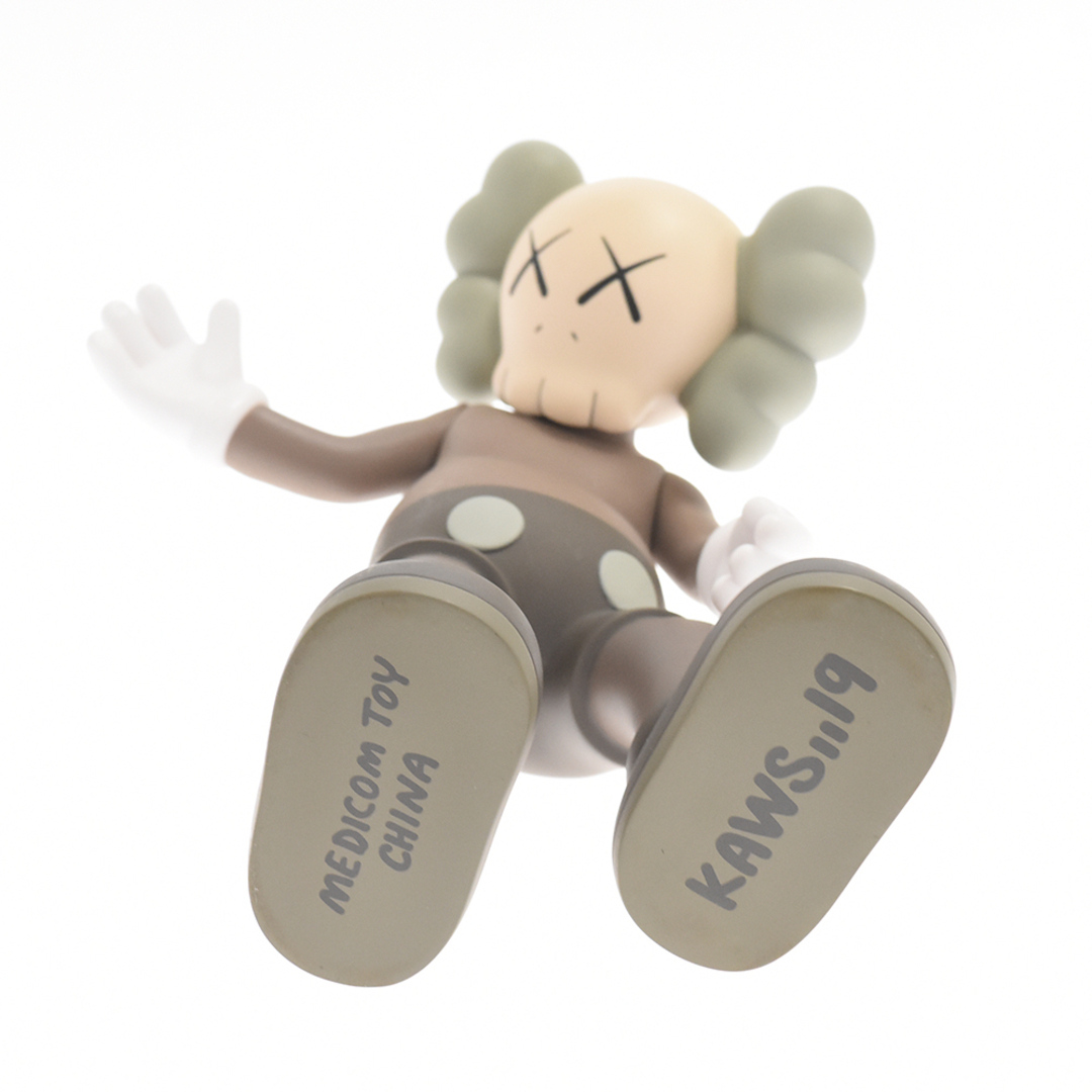 MEDICOM TOY(メディコムトイ)のMEDICOM TOY メディコムトイ KAWS ALONG THE WAY カウズ アロングザウェイ フィギュア 人形 ブラウン エンタメ/ホビーのフィギュア(その他)の商品写真