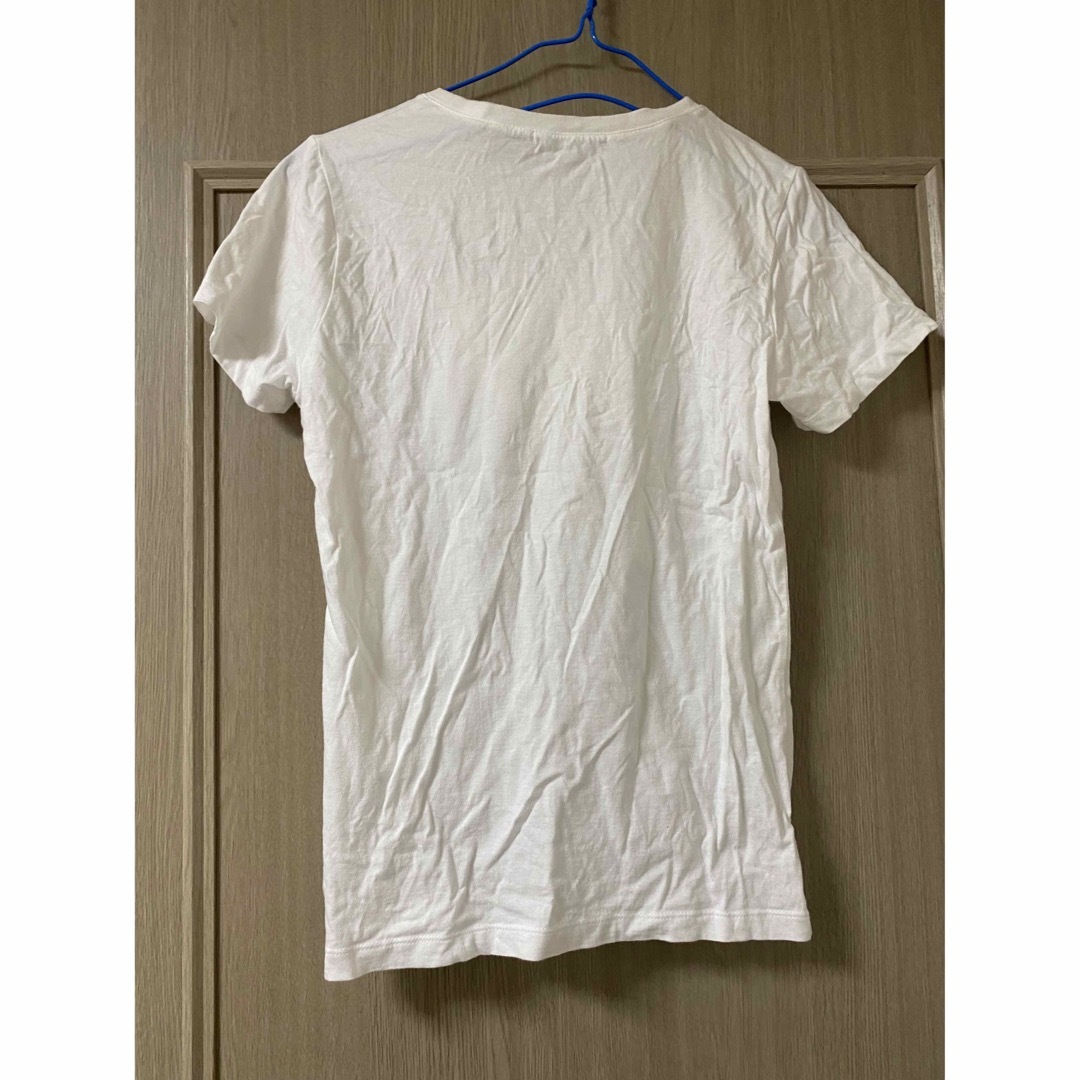 GUESS(ゲス)のGUESS ゲス　tシャツ　半袖　プリント　レディース S レディースのトップス(Tシャツ(半袖/袖なし))の商品写真