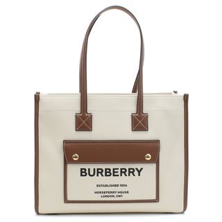 バーバリー(BURBERRY) バッグ(ホワイト/白色系)の通販 200点以上