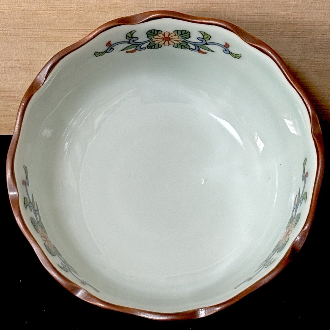 未使用品】有田焼 西雲 親子鉢揃 鍋島地紋 10客 青海波 金彩 未使用品】有田焼 西雲 親子鉢揃 鍋島地紋 10客 青海波 金彩