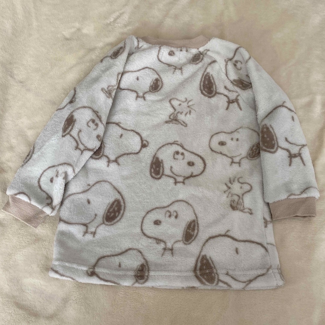 SNOOPY(スヌーピー)のフリース パジャマ キッズ 95 スヌーピー キッズ/ベビー/マタニティのキッズ服男の子用(90cm~)(パジャマ)の商品写真