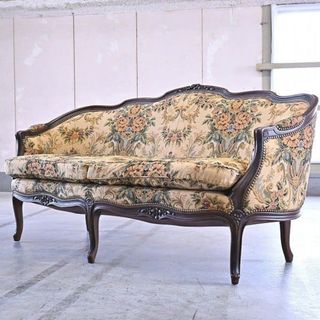 Karimoku / domani louis XV アームソファ