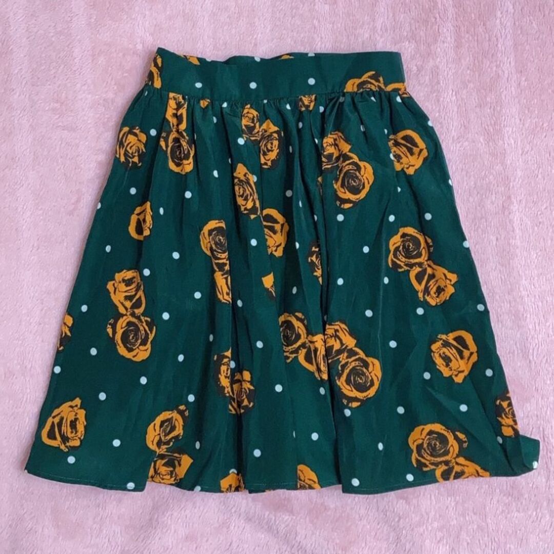 SLY(スライ)のSLY＊ドットflowerスカート＊グリーン レディースのスカート(ミニスカート)の商品写真