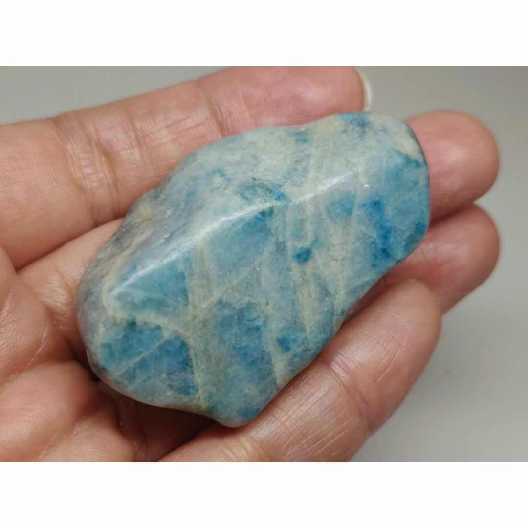 コン沢 213g 翡翠 ヒスイ 翡翠原石 原石 鉱物 鑑賞石 自然石 誕生石 コン沢 213g 翡翠 ヒスイ 原石 鑑賞石 自然石 誕生石 鉱物 鉱石 水石