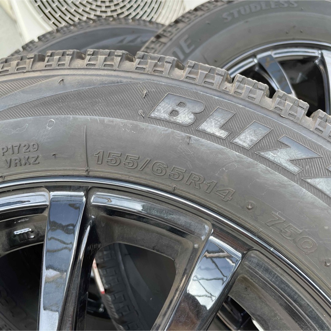 品　ブリヂストン　ブリザック　VRX  155/65R14