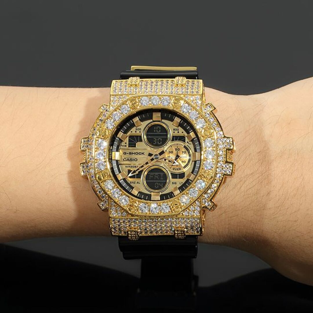 G-SHOCK(ジーショック)のG-SHOCK カスタム GA140GB CZダイヤ（キュービックジルコニア）ゴールドダイアル Gショック ベゼル 18K GOLD メンズの時計(腕時計(アナログ))の商品写真