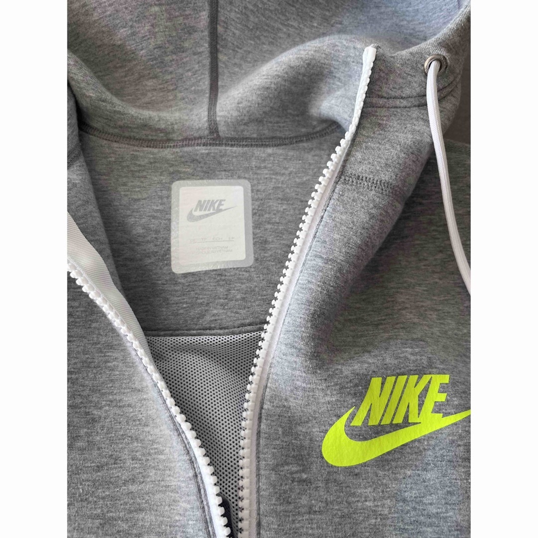 sacai×nike ジップパーカー sacai nike sacai×nike ジップパーカー sacai nike