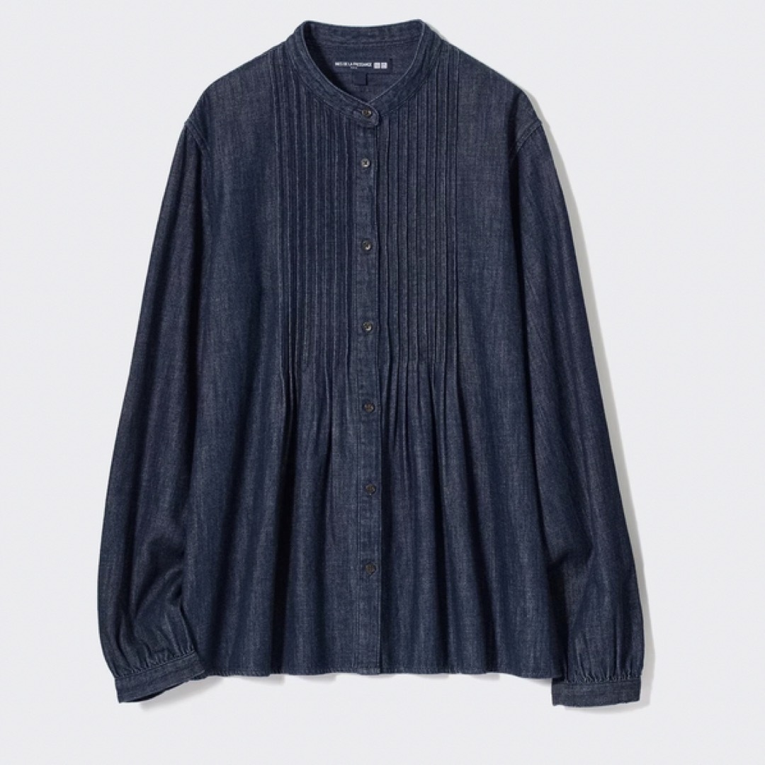 UNIQLO(ユニクロ)のUNIQLO デニムピンタックブラウス レディースのトップス(シャツ/ブラウス(長袖/七分))の商品写真