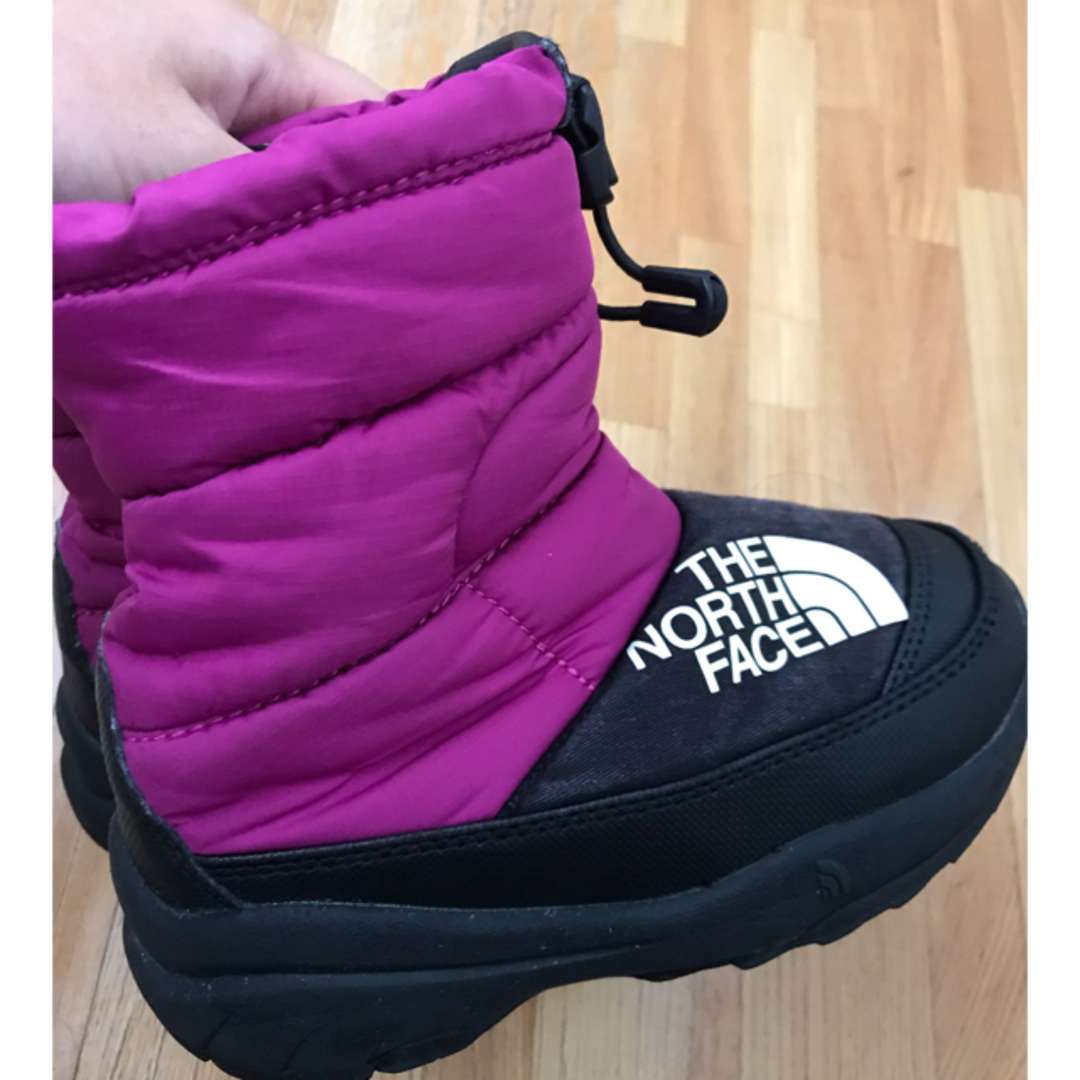 THE NORTH FACE(ザノースフェイス)のノースフェイス  ヌプシ ブーツ 17cm ピンク キッズ/ベビー/マタニティのキッズ靴/シューズ(15cm~)(ブーツ)の商品写真