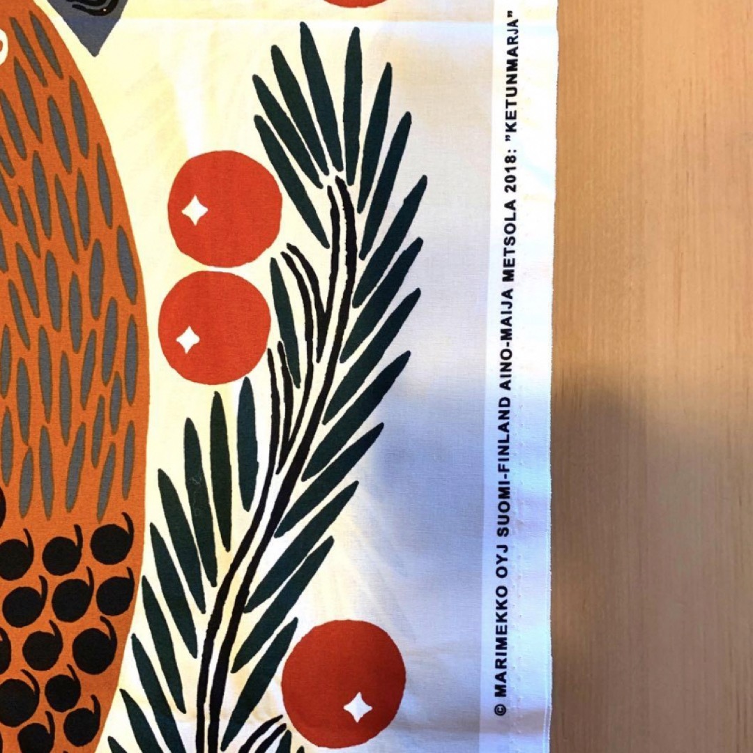 marimekko(マリメッコ)の新品未使用　marimekko 大判生地 ハンドメイドの素材/材料(生地/糸)の商品写真