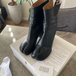 マルタンマルジェラ(Maison Martin Margiela)のMAISON MARGIELA タビブーツ　美品　(ブーツ)