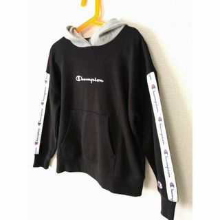 チャンピオン(Champion)のChampion（チャンピオン）140　パーカー(Tシャツ/カットソー)