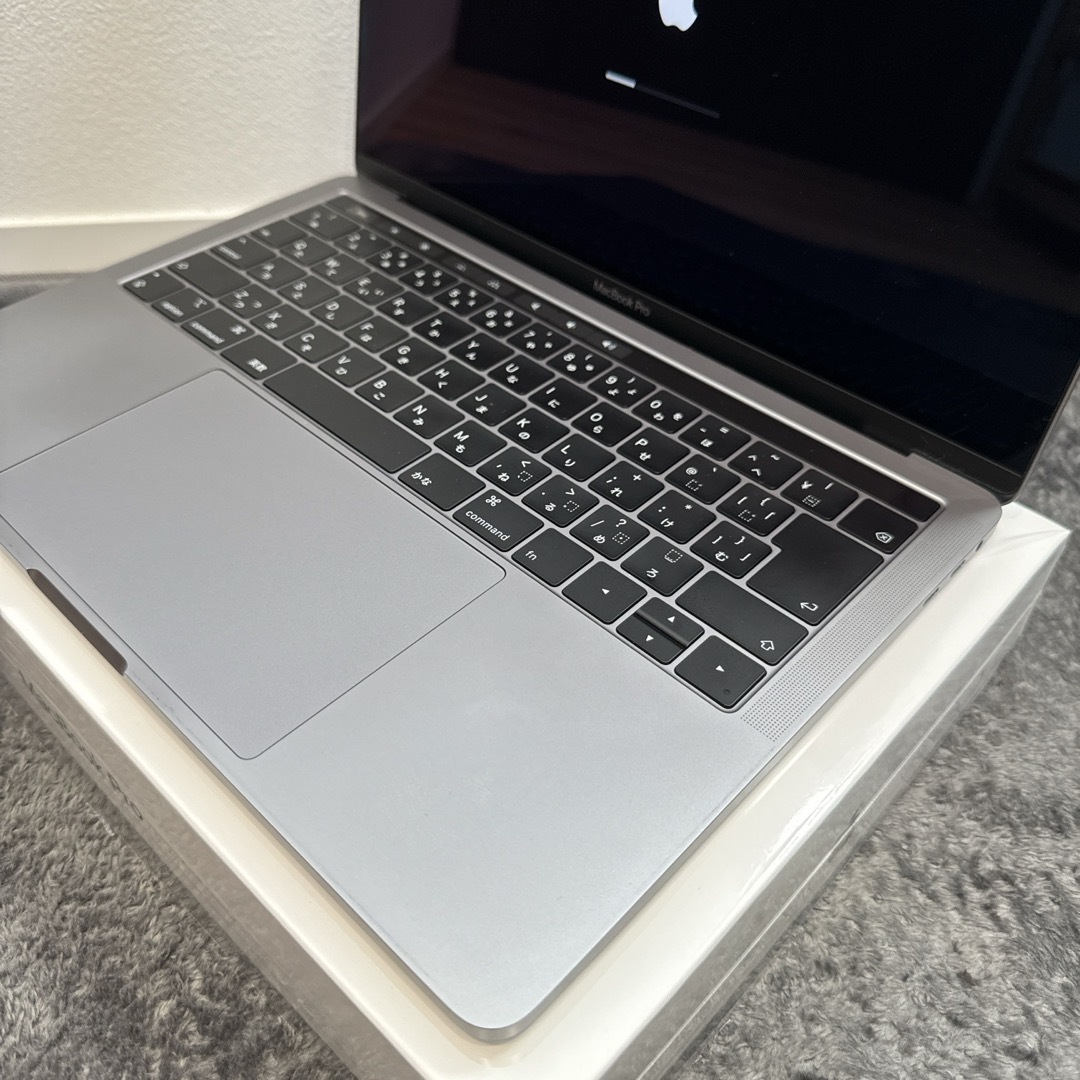 MacBook pro 13インチ 2018 メモリ8GB